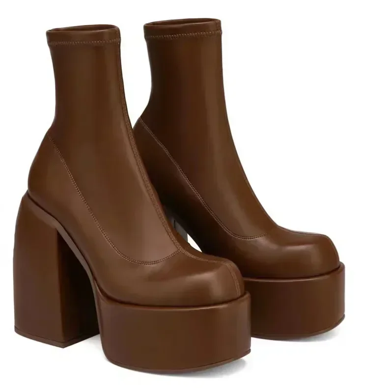 デザイナーアンクルブーツ女性のためのブランドの女性のヒールプ - Chelsea Boots Suede のレビューと価格