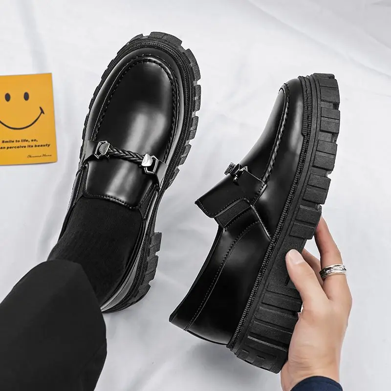 プラットフォームメンズレザーローファーシューズドレスビジネス - Men Shoes Prada のレビューと価格